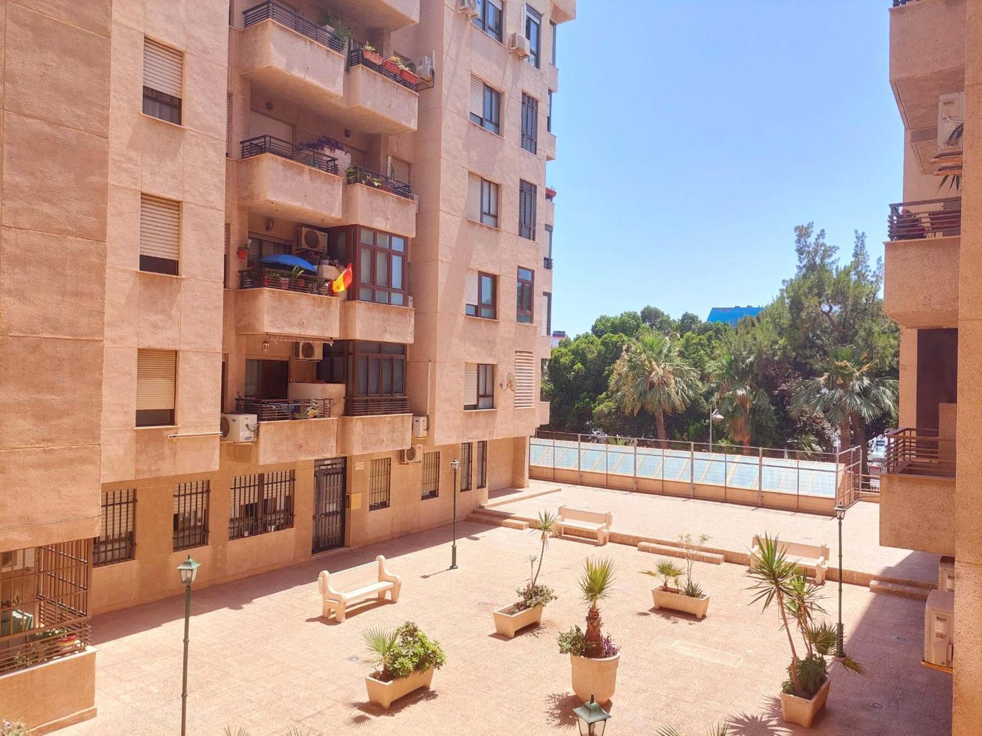 Piso Museo Del Realismo - Catedral - Alcazaba Con Parking Gratis - Super Wifi Apartment Almeria Ngoại thất bức ảnh