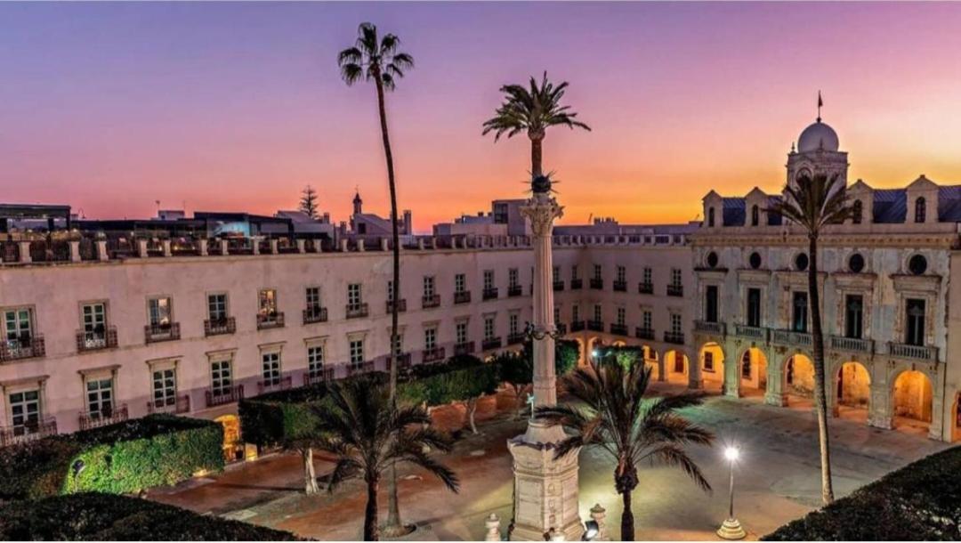 Piso Museo Del Realismo - Catedral - Alcazaba Con Parking Gratis - Super Wifi Apartment Almeria Ngoại thất bức ảnh